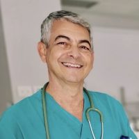 Clinica Gretter responsabile neonatologia Vito Di Guardo mezzo busto